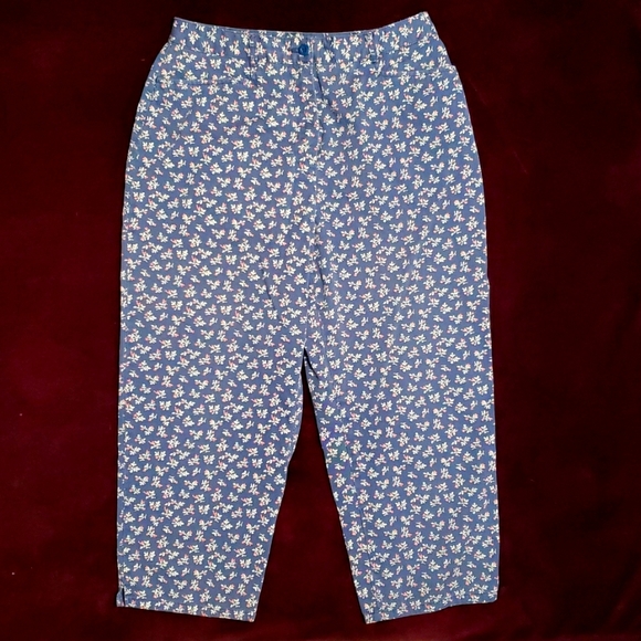 Vintage Pants - Vintage 90's Crazy Horse by Liz Claiborne Floral High Waisted Capri Pants